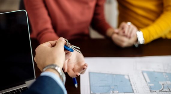 Invertir en Bienes Raíces: Seguro, Rentable y Atractivo
